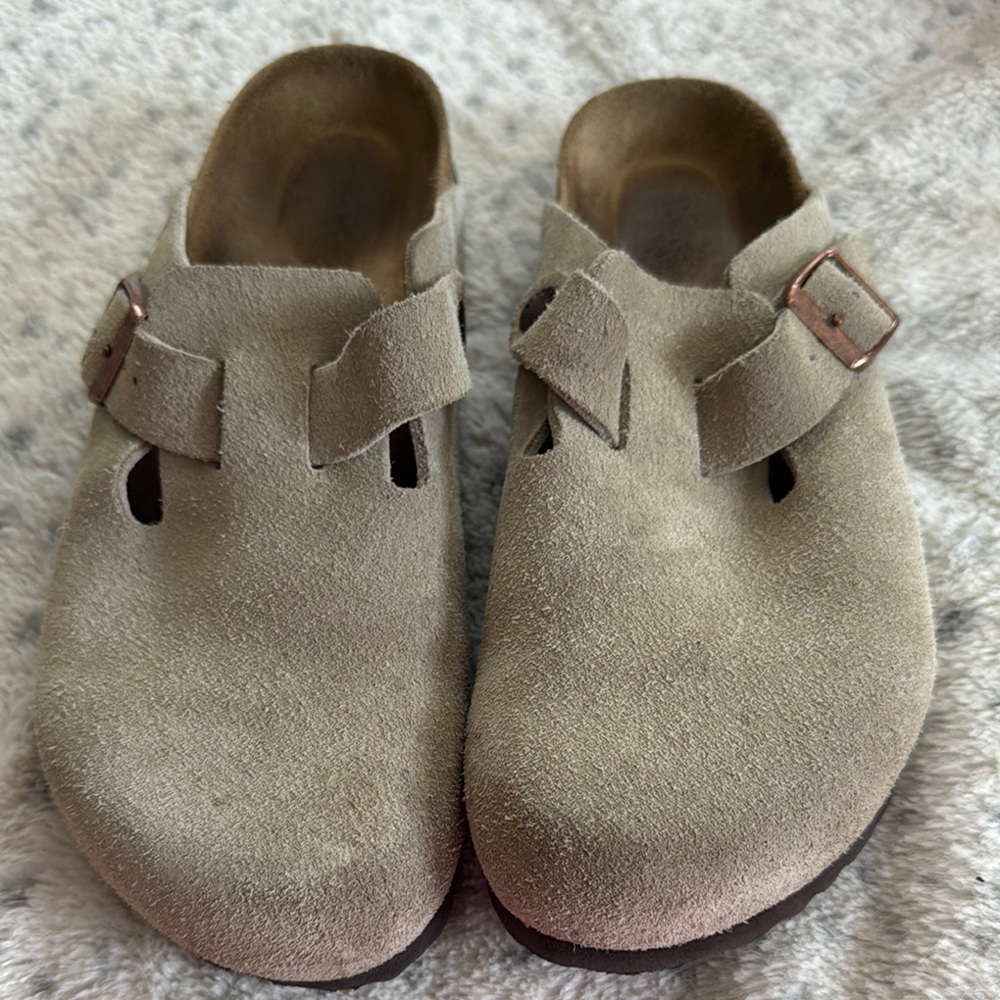 Birkenstock Tan Suede Clogs